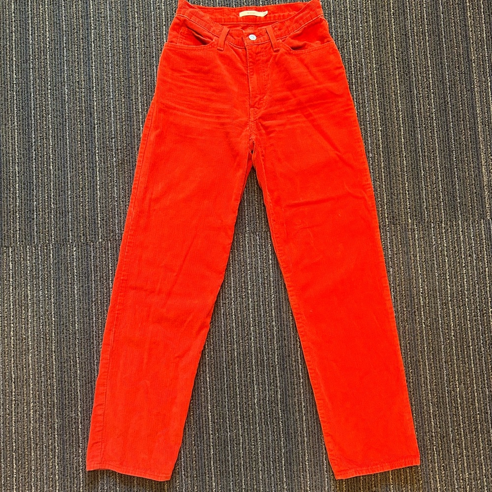 ADORABLE Levi's Women's CORDUROY Red Jeans